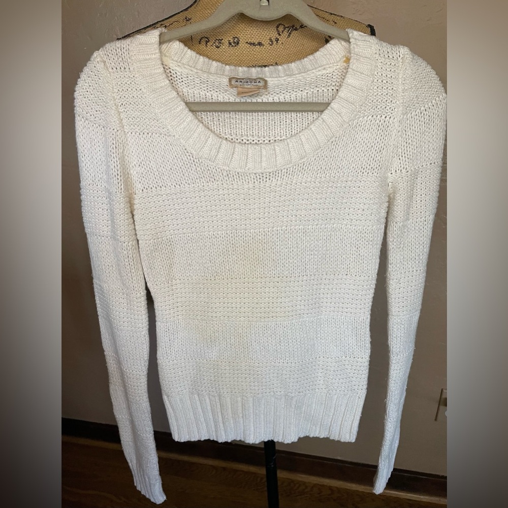 Arizona Jean Company Cream Knit Sweater